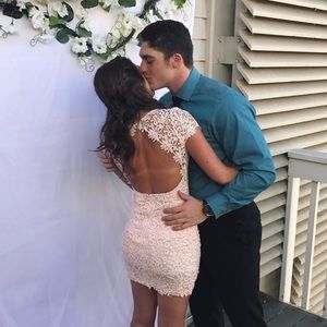 Lulus open back bodycon floral detail formal dress